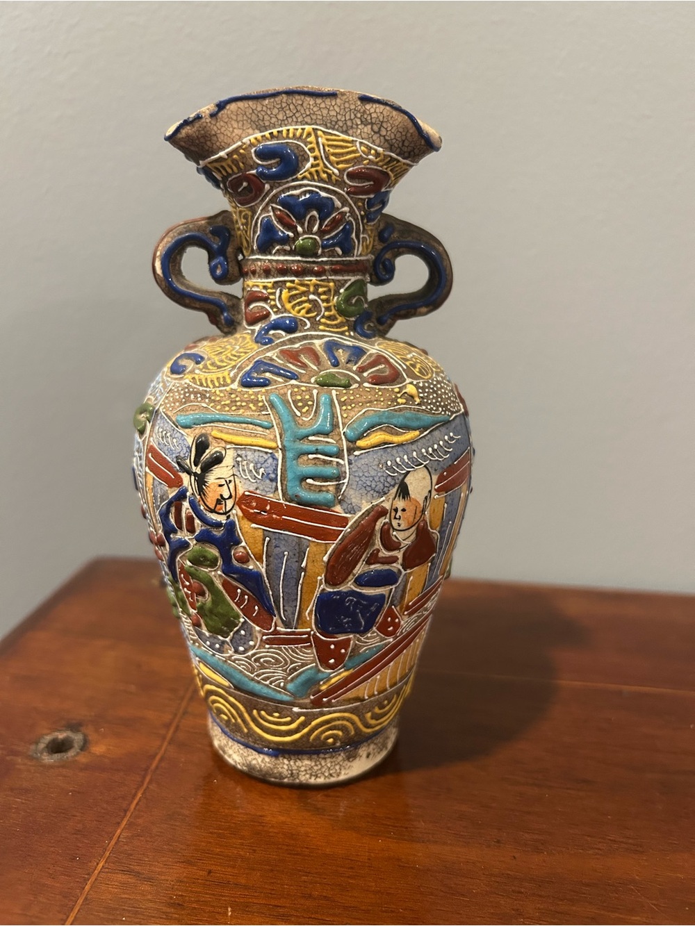 Vintage Japanese,Satsuma-style Moriage Vase